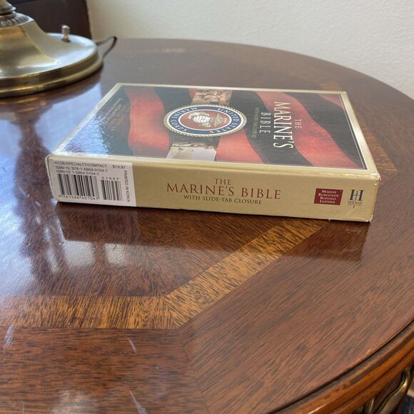 HCSB MARINE'S BIBLE By Holman Bible Staff With Slide Tab Closure (see Photos) - Picture 3 of 13